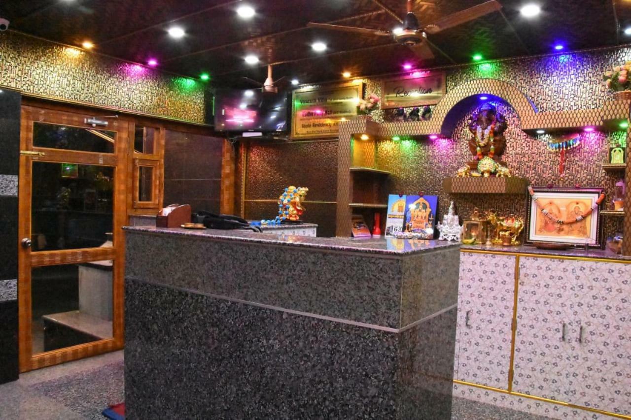 Gayathri Stay Канчипурам Экстерьер фото