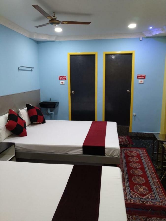 Gayathri Stay Канчипурам Экстерьер фото